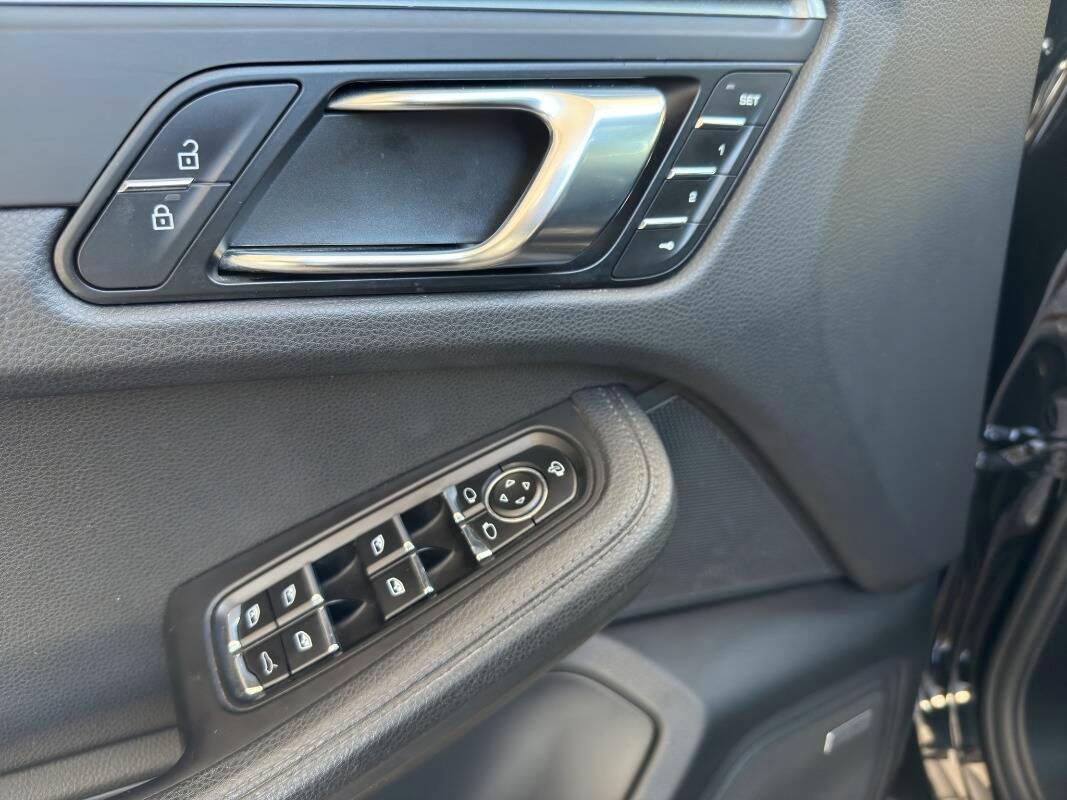 Porsche Macan 2.0 245cv pdk Tetto Bose Italiana