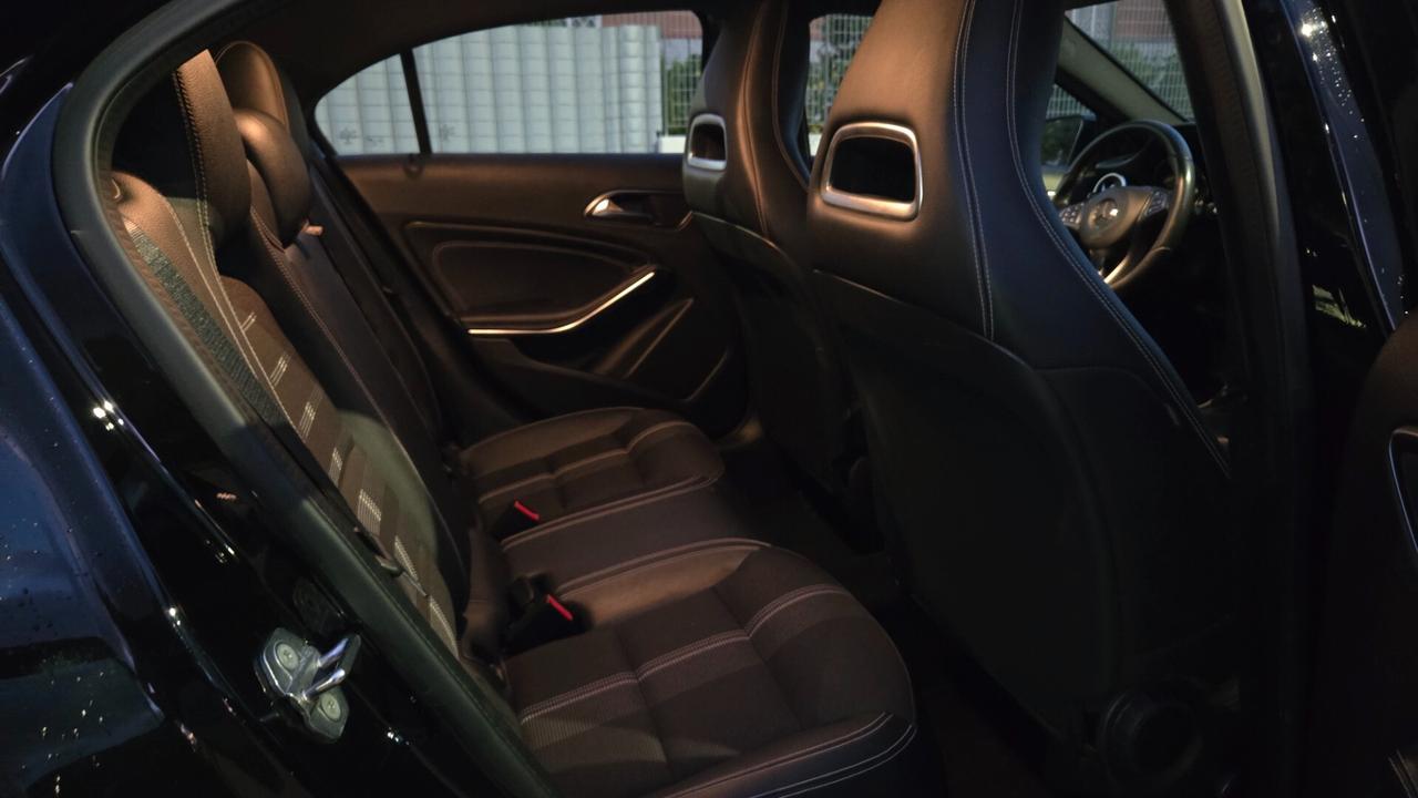 Mercedes-benz A 180 d Premium