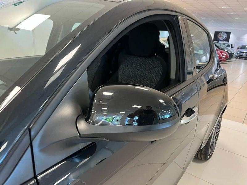 Lancia Ypsilon 1.0 FireFly 5 porte S&S Hybrid Silver Plus
