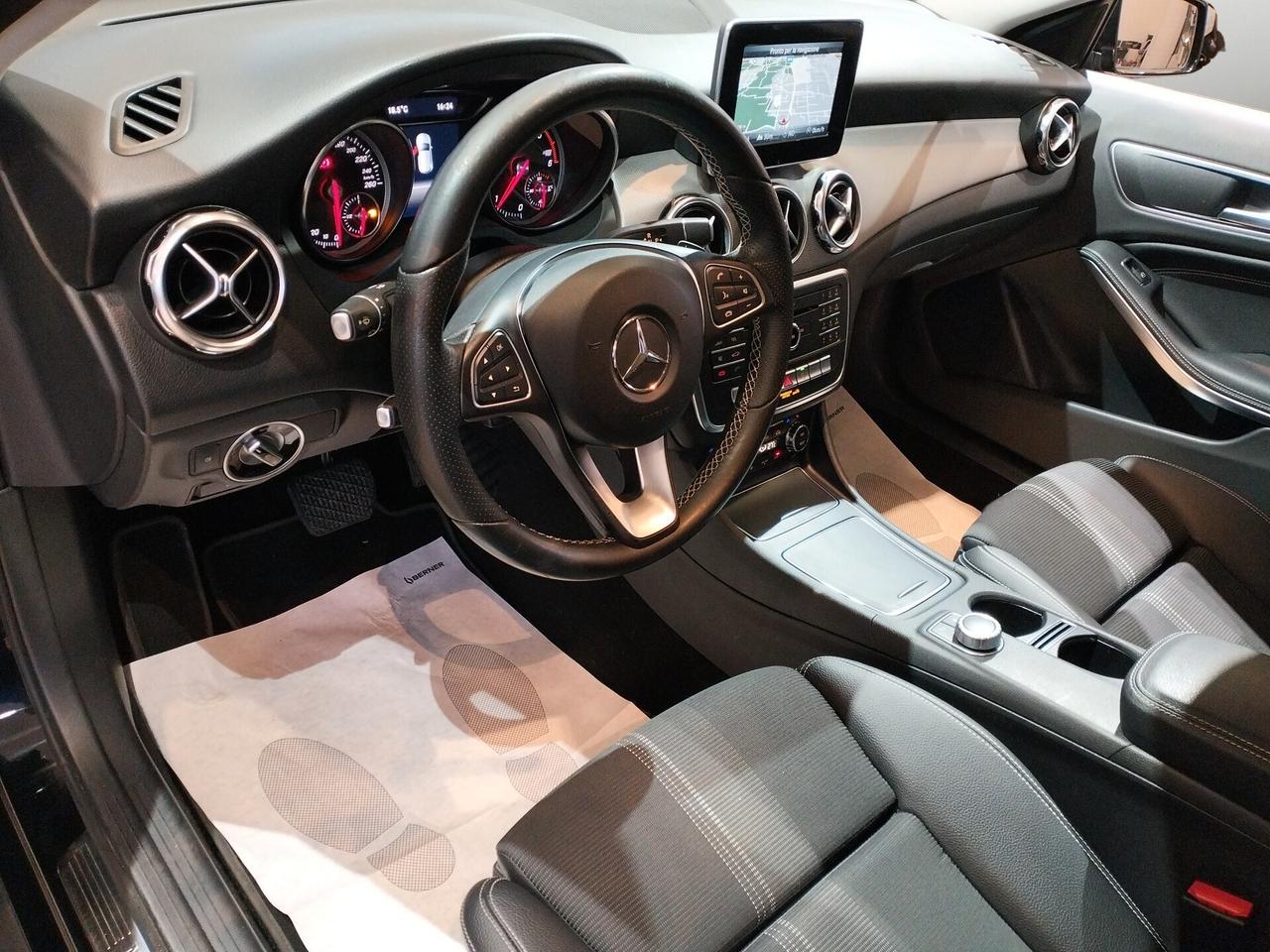 Mercedes-Benz GLA 180 d Business auto *103.000 KM*