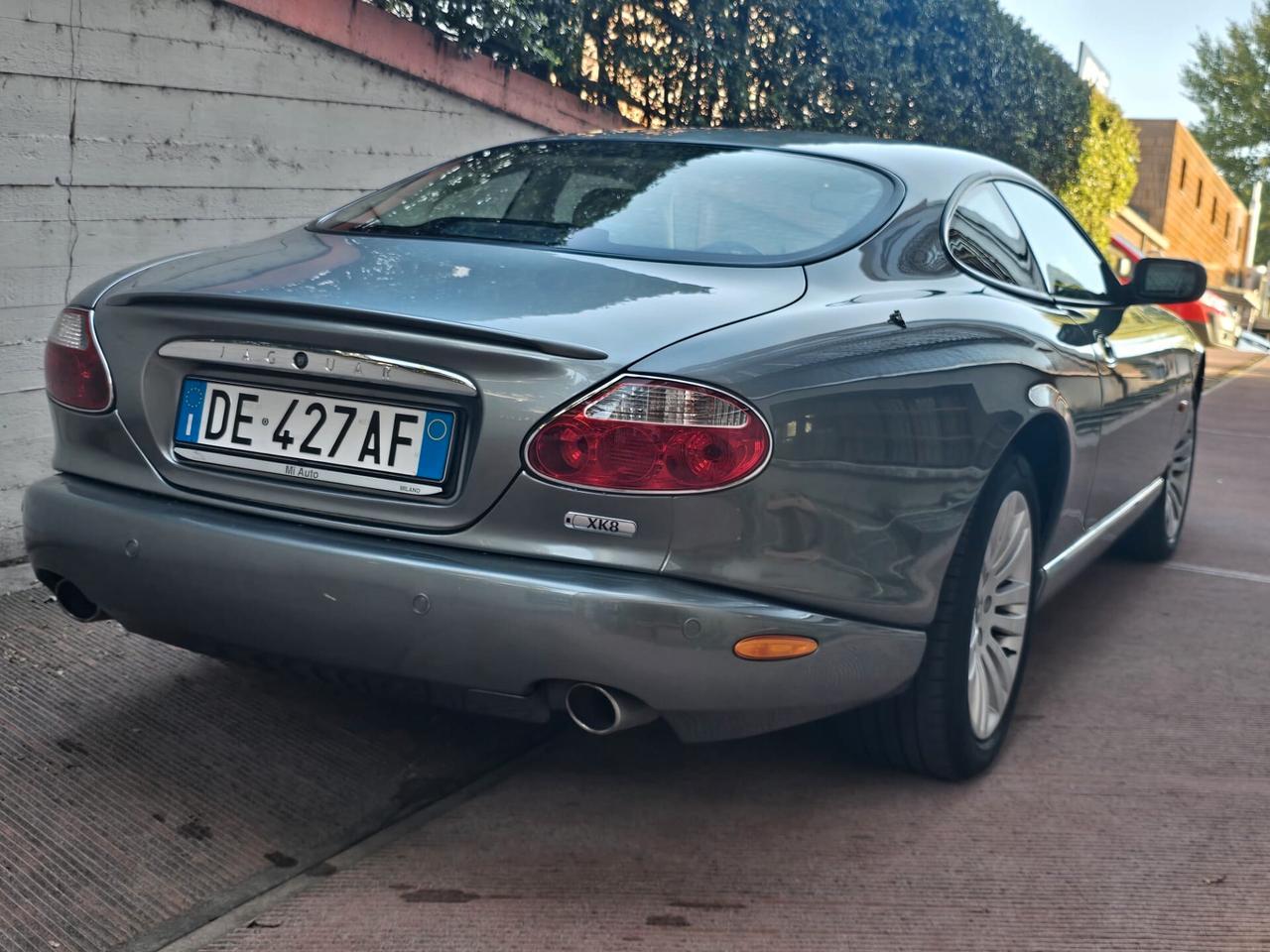 Jaguar XK XK8 4.2 V8 Coupé - Tutti tagliandi Ufficiali Garanzia totale 12 mesi