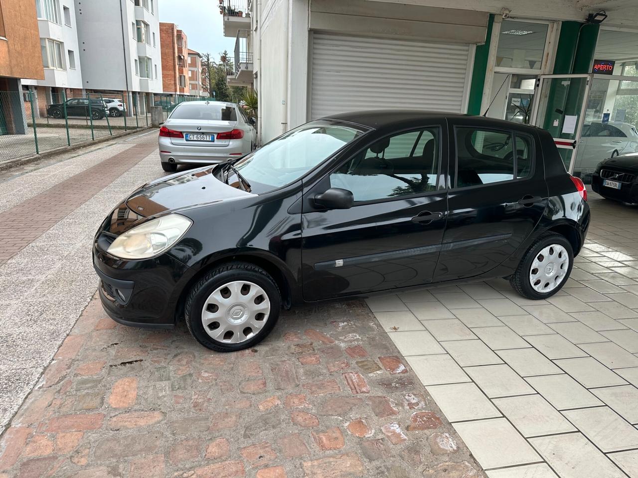 Renault Clio 1.2 Pack (12 RATE)