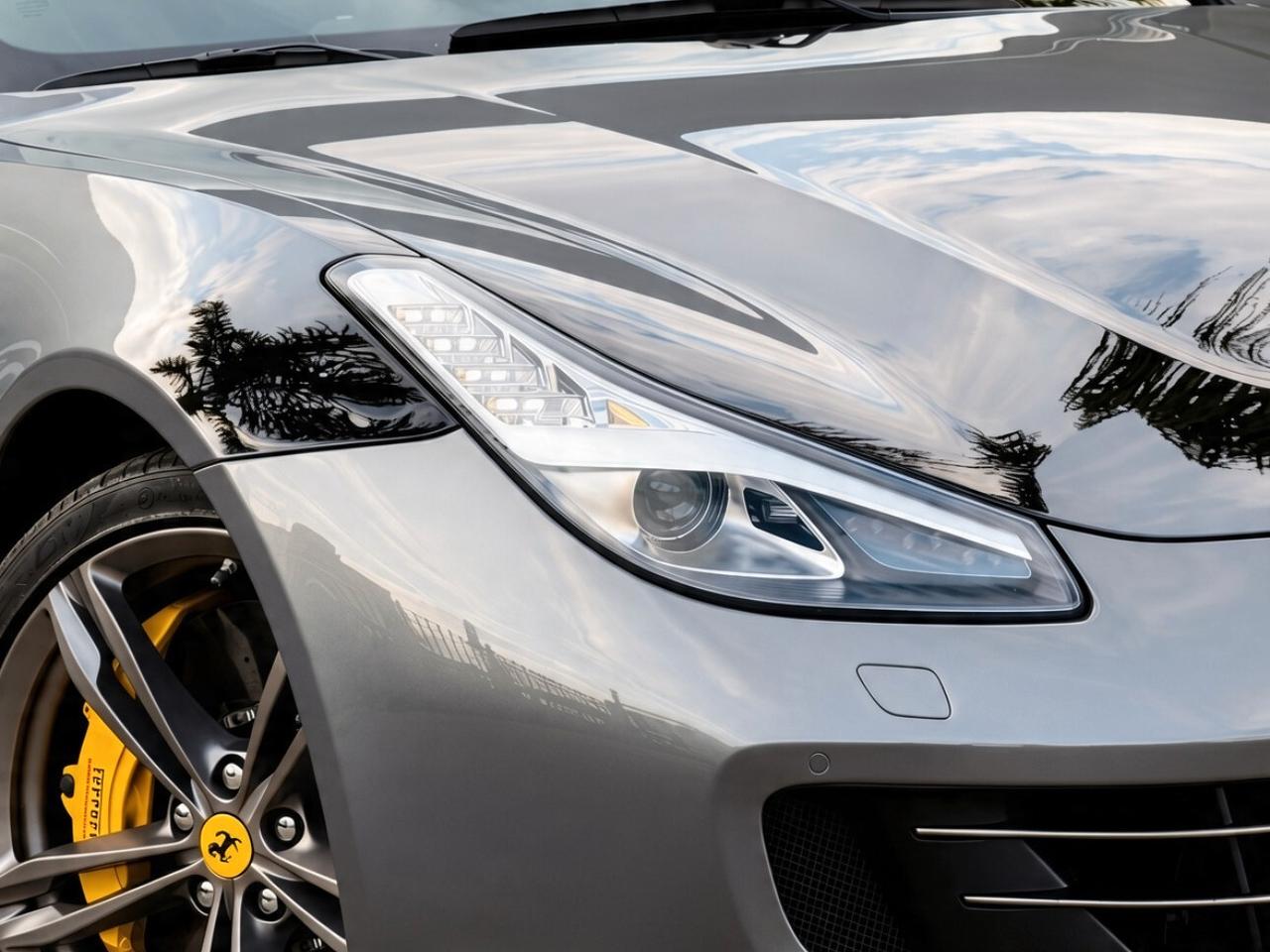 Ferrari GTC4 Lusso 6.3 DCT V12 689CV LIFT CARBONIO