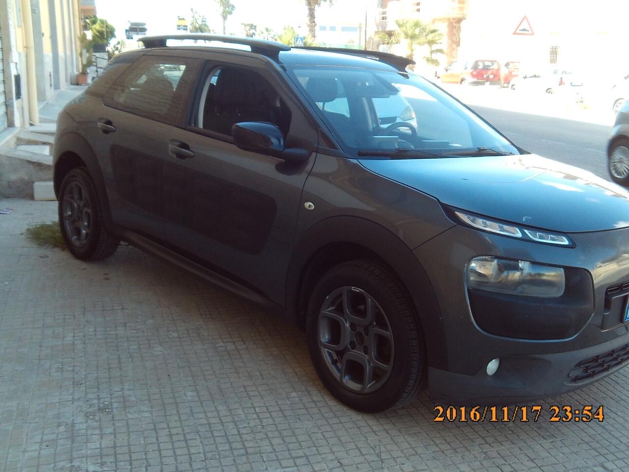 Citroen C4 Cactus BlueHDi 100 Shine