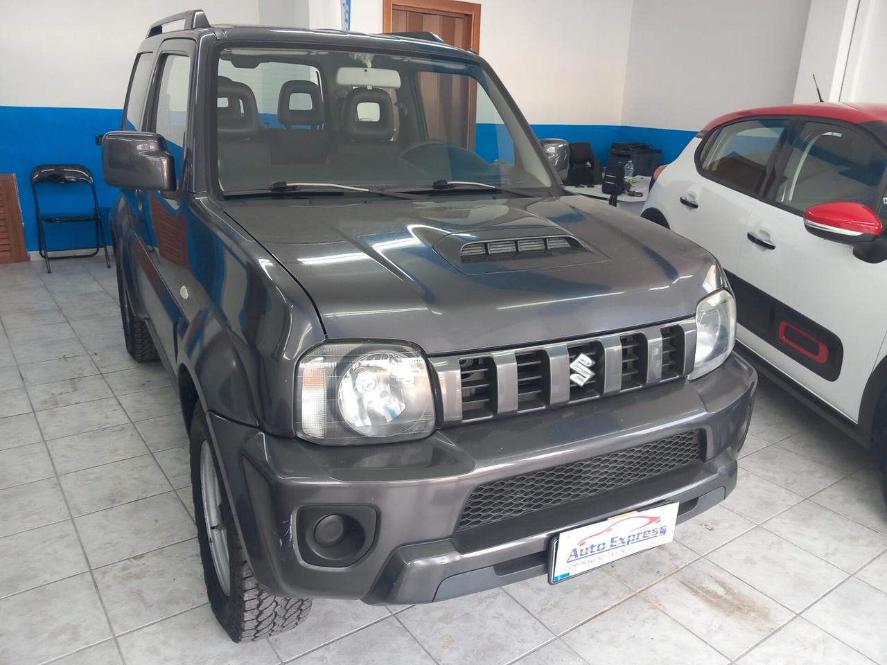 Suzuki Jimny anno 2010 1.5 DDiS cat 4WD Special km 112 mila