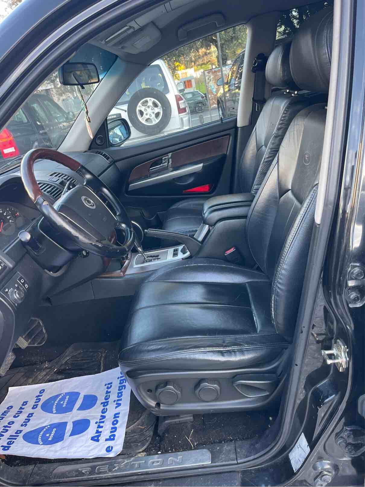 SSANGYONG REXTON - DELUXE - AUTOMATICA