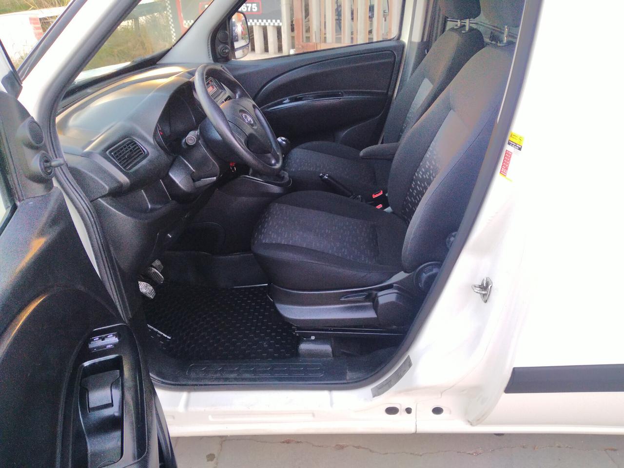 Opel Combo 1.6 CDTi 120CV
