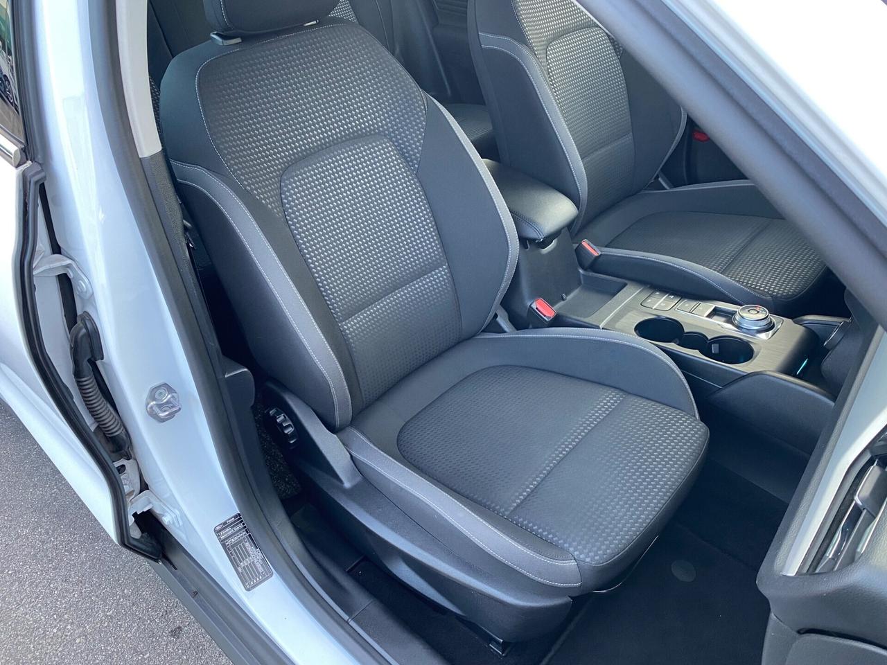 Ford Focus Berlina 1.5 120 CV automatico 5p. Business Co-Pilot