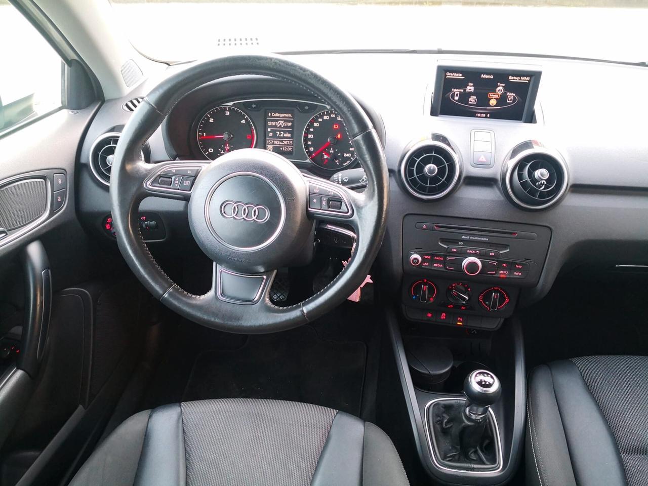 Audi A1 1.6 TDI 105 CV ***NEOPATENTATI***CIELO SCOLLATO***