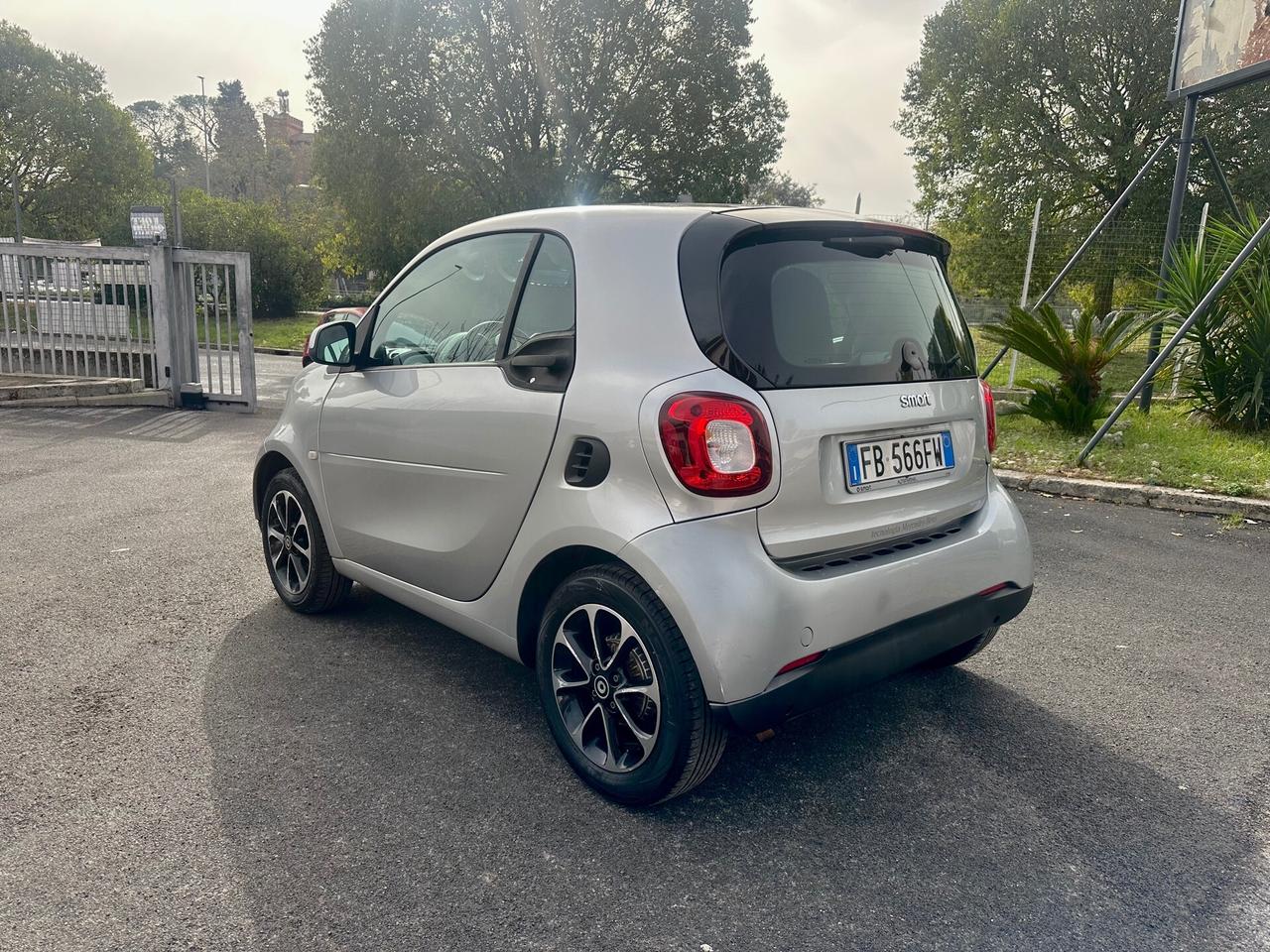 Smart ForTwo 70 1.0 twinamic Passion UFFICIALE MERCEDES PERMUTE GARANZIA