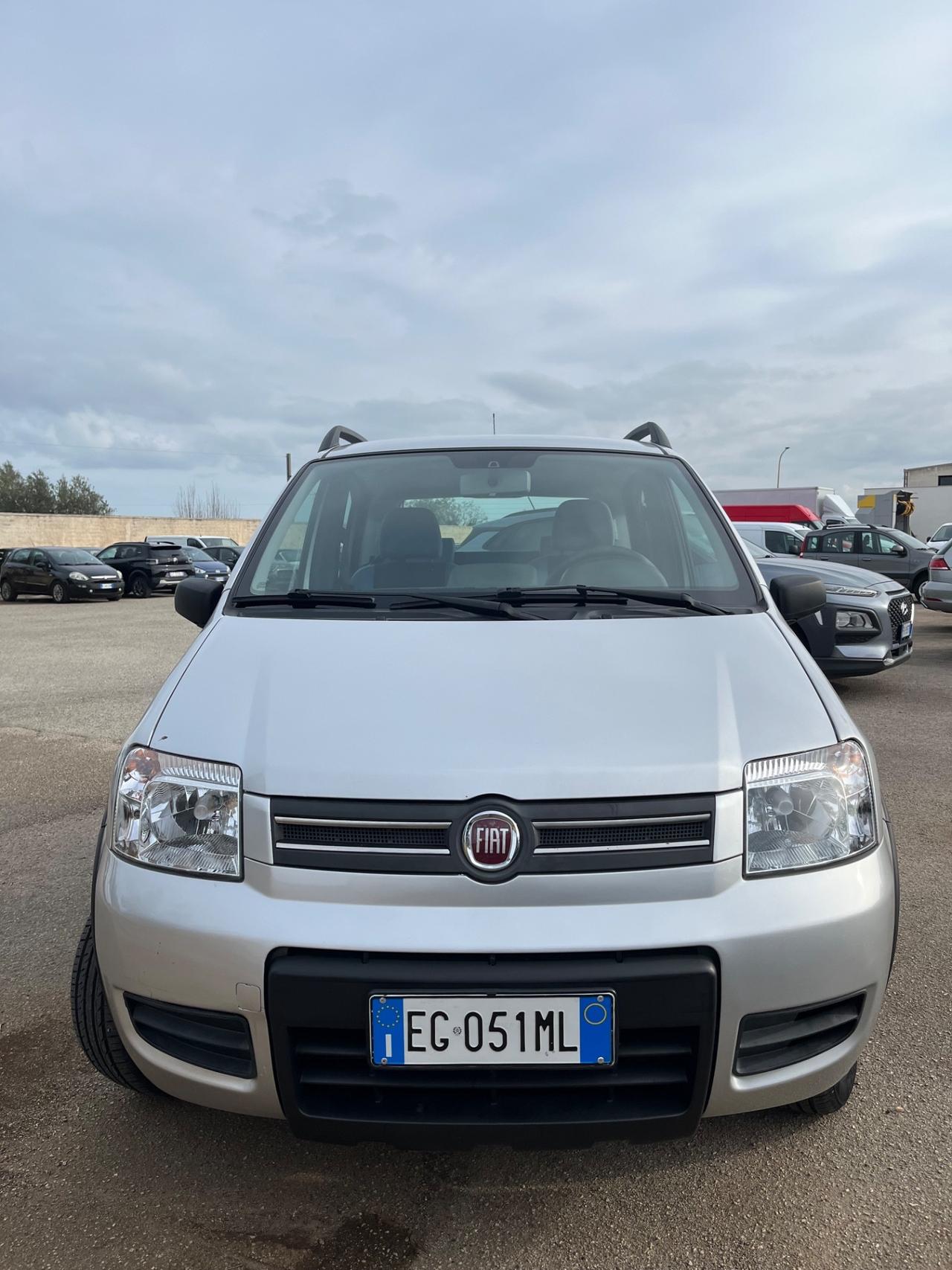Fiat Panda 1.3 MJT 16V DPF 4x4 Climbing