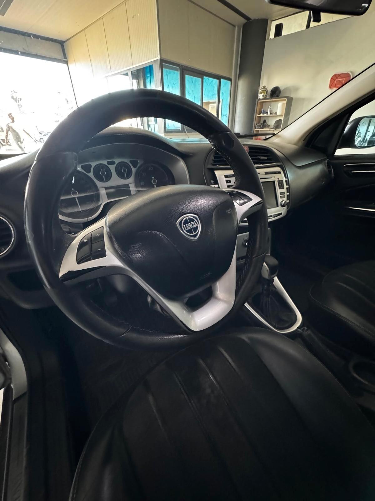 Lancia Delta 1.6 MJT DPF Platino