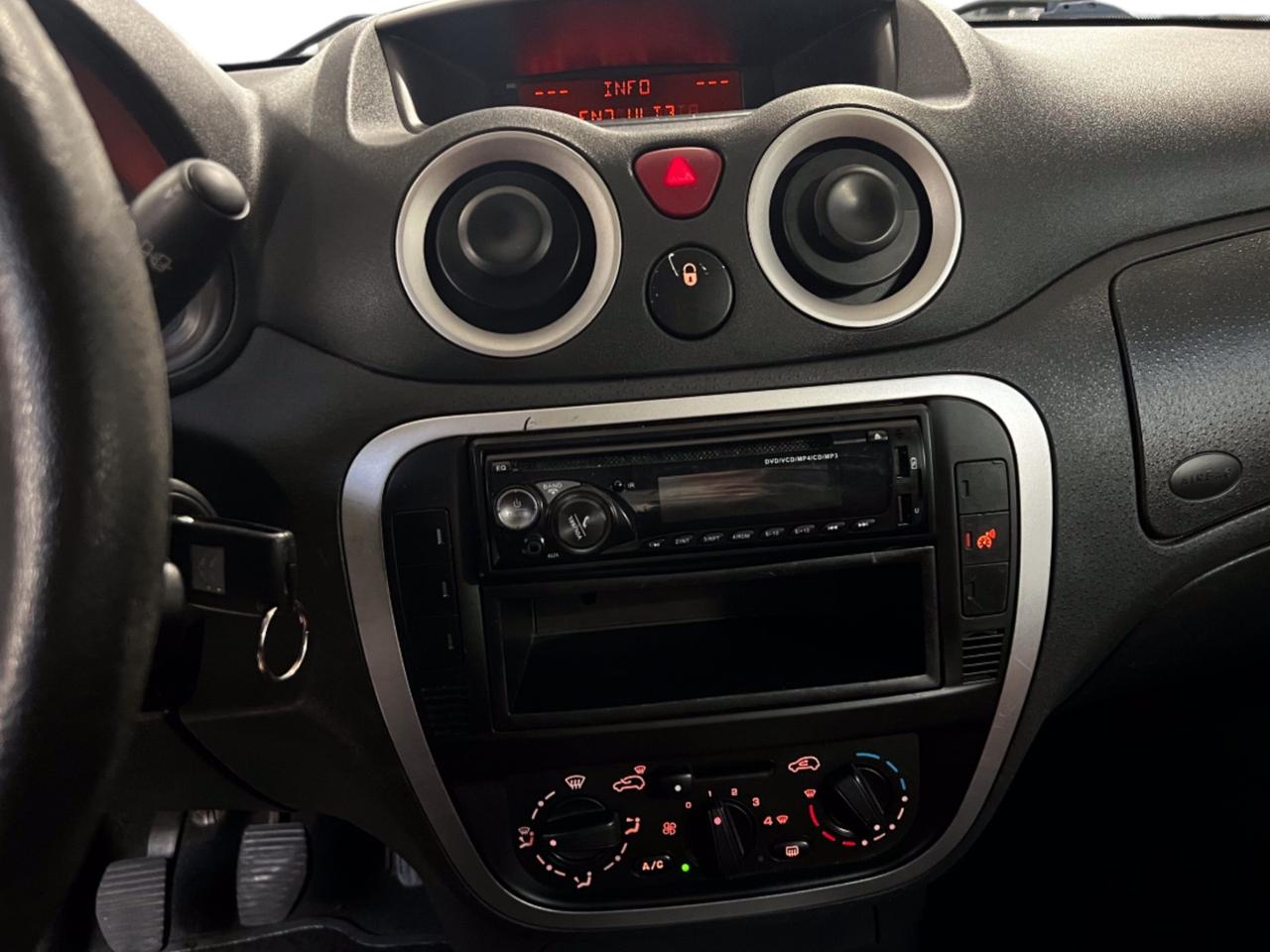 Citroen C2 09 1.1 airdream Elegance Si Neopatentati