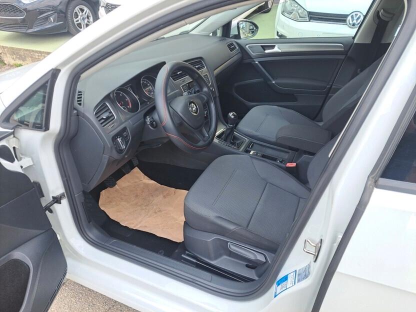 Volkswagen Golf 1.6 TDI Comfortline - 2013