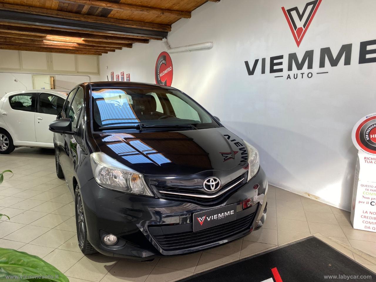 TOYOTA Yaris 1.4 D-4D 5p. Lounge