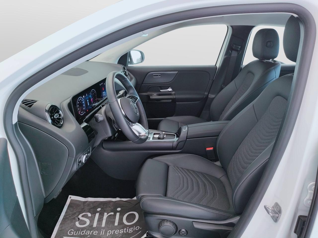 Mercedes-Benz GLA-H247 2023 - GLA 180 d Advanced auto