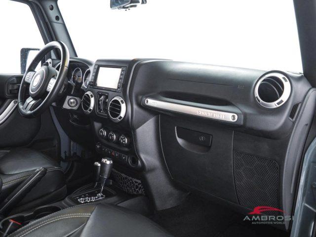 JEEP Wrangler 2.8 CRD DPF Sahara Auto