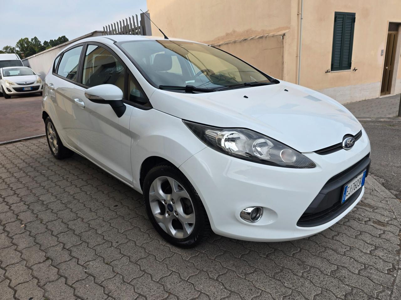 Ford Fiesta 1.4 96CV aut. 5 porte Titanium
