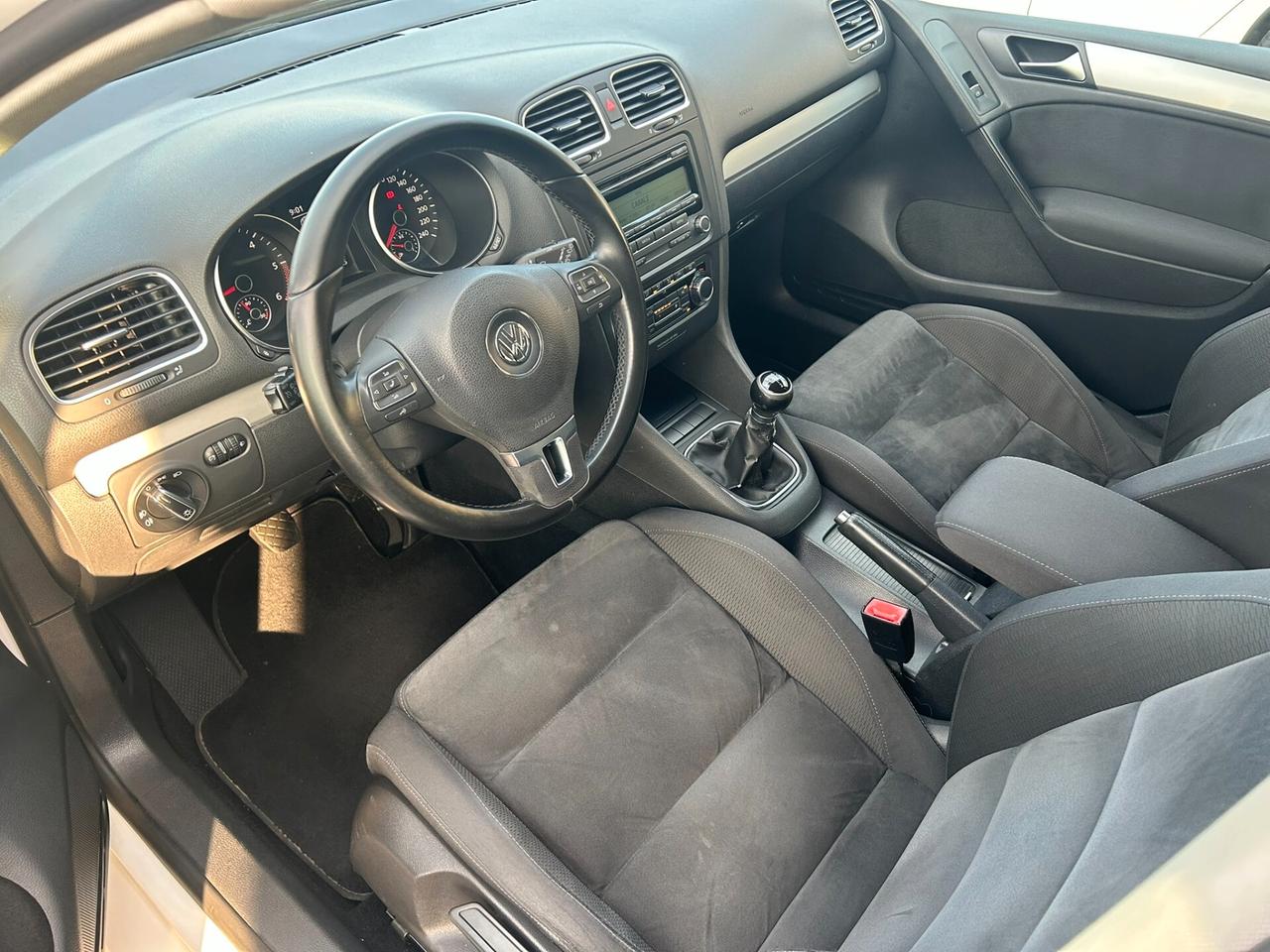 VW GOLF 1.6 TDI 105CV Highline - OK NEOPATENTATI