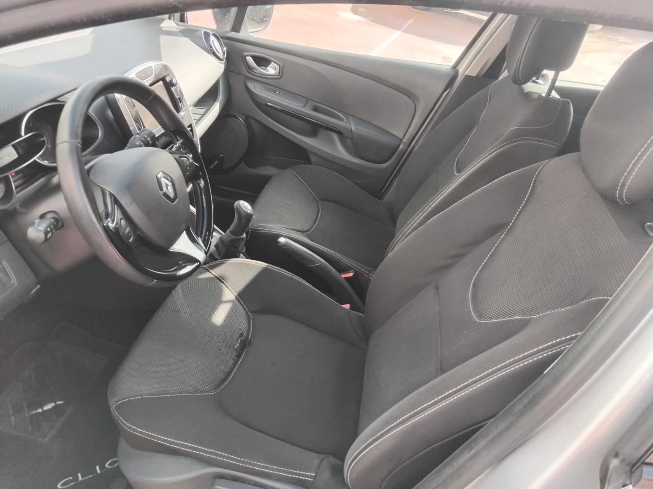 RENAULT CLIO 1.5 DCI 2015 ACCETTO PERMUTA