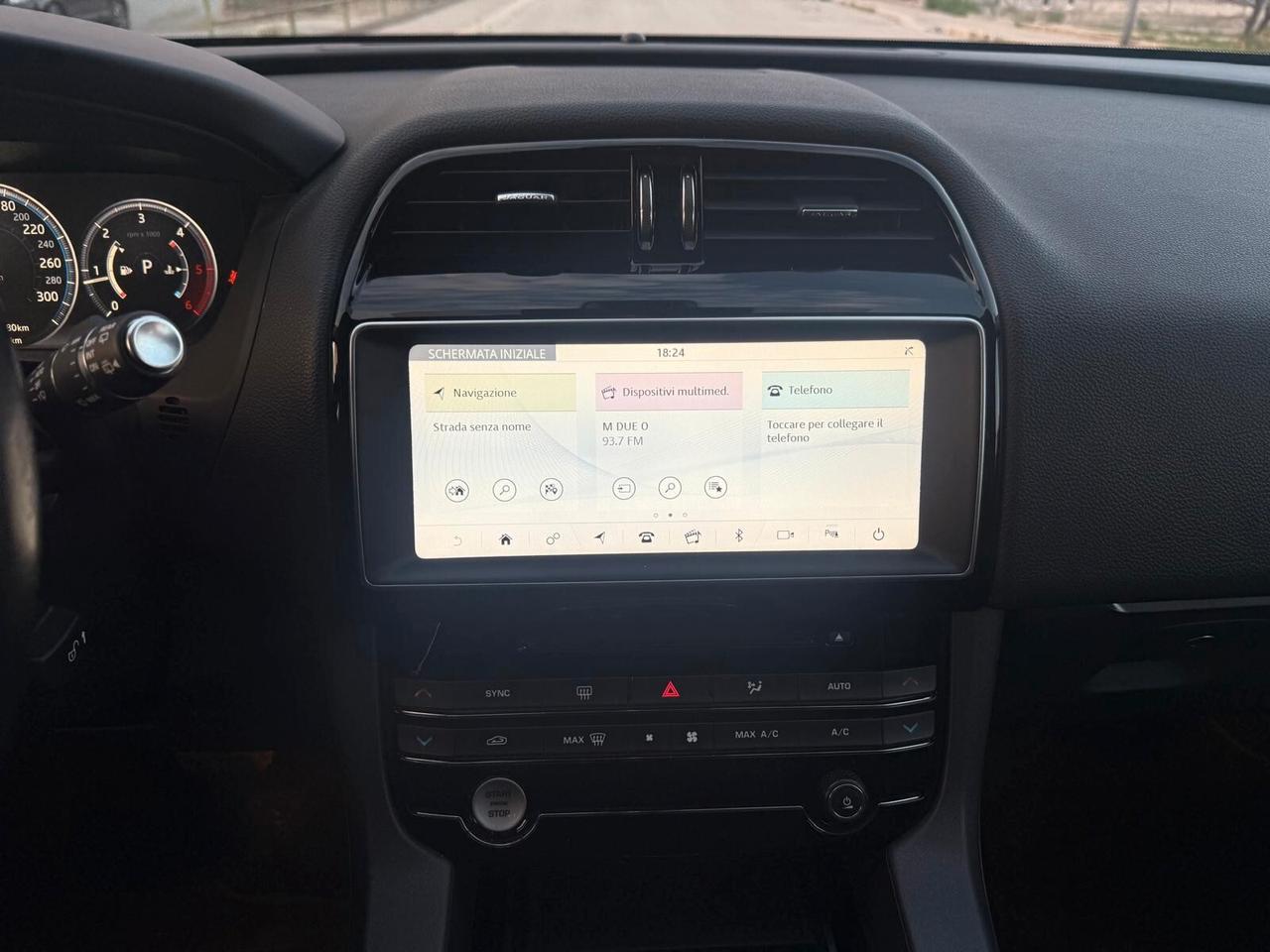 Jaguar F-Pace 2.0 D 180 CV AWD R-Sport