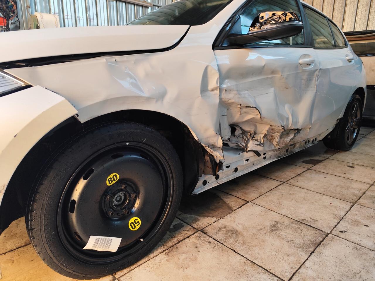 Bmw 116 116d 5p. Advantage