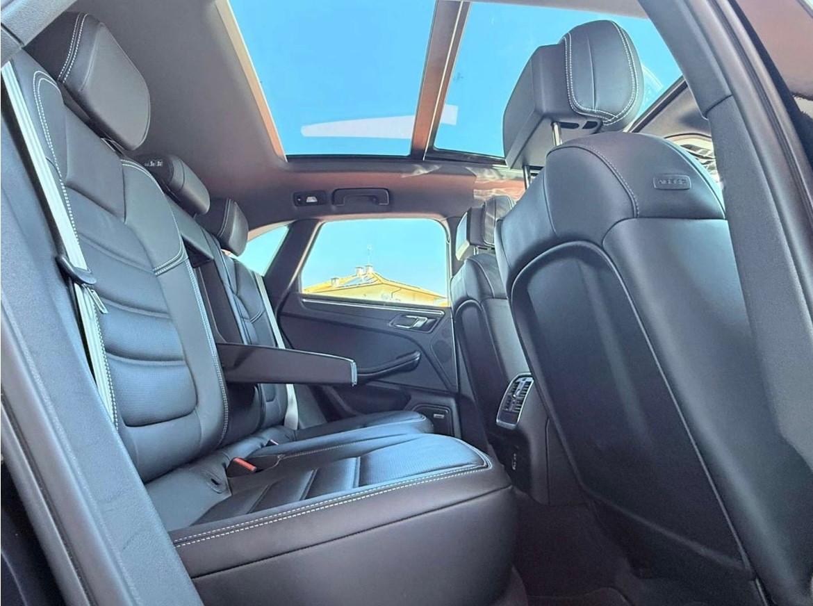 Porsche Macan SPORT CHRONO PASM SEDILI VENTILATI 21 PANORAMA