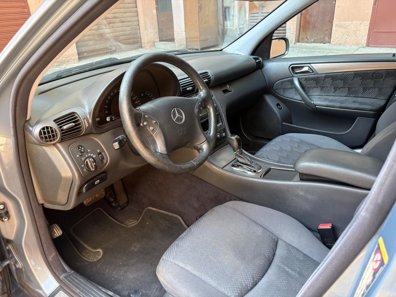 C 220 CDI S.W. Avantgarde CRONOLOGIA TAGLIANDI TUTTI MERCEDES