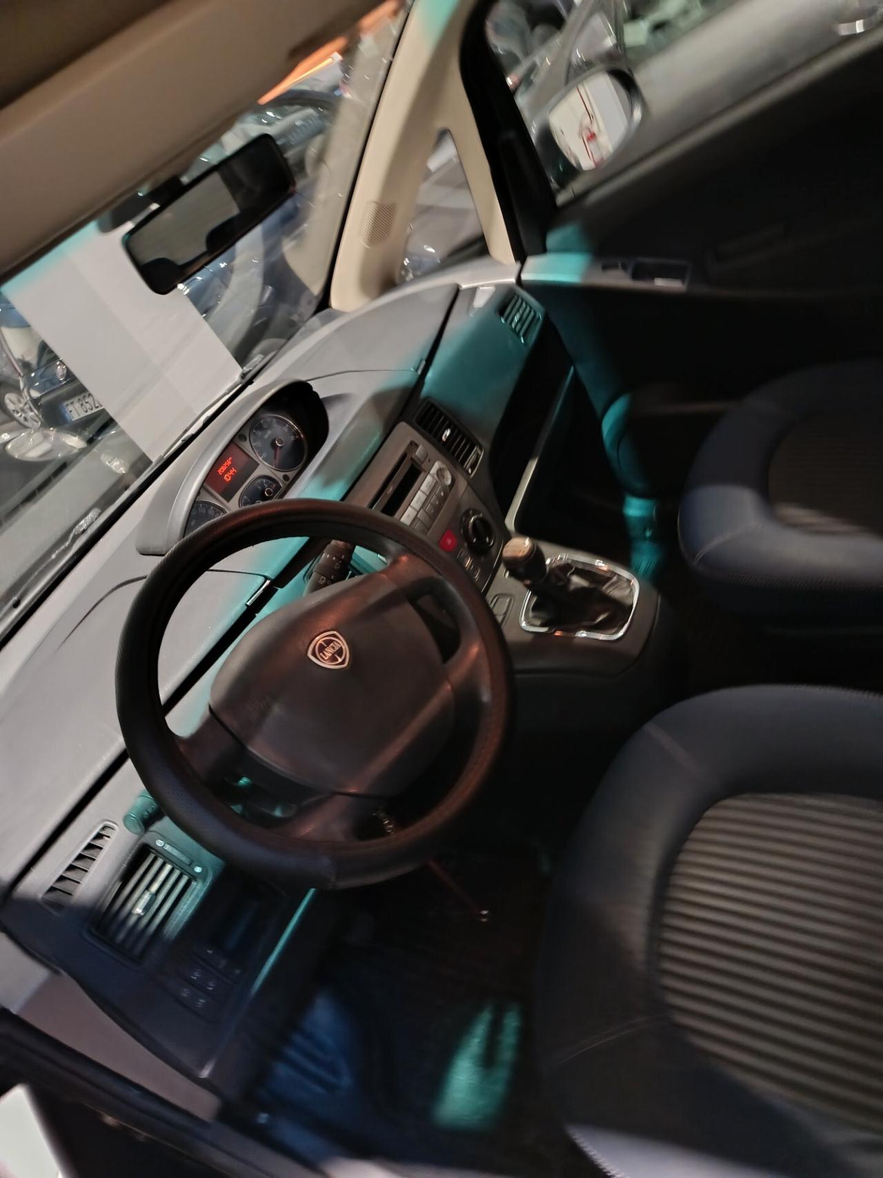 Lancia MUSA 1.3 Mjt 95 CV DFN Diva