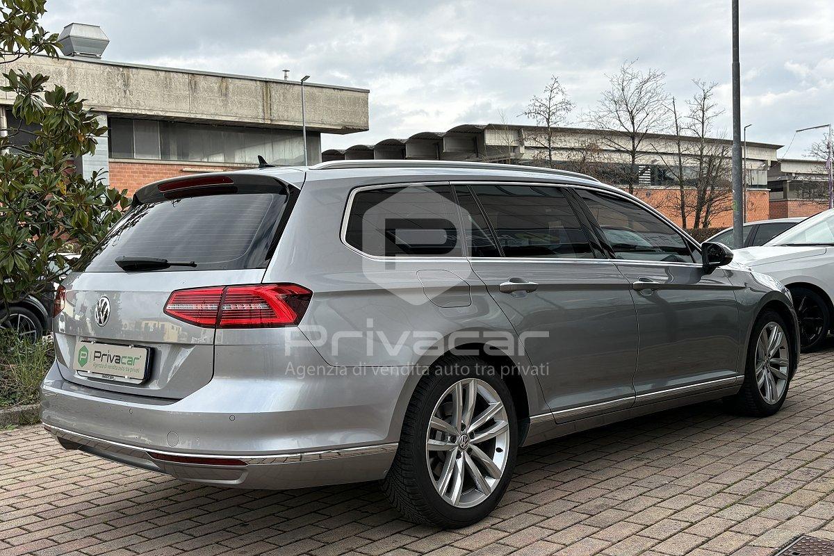 VOLKSWAGEN Passat Variant 2.0 TDI DSG Executive BlueMotion Tech.