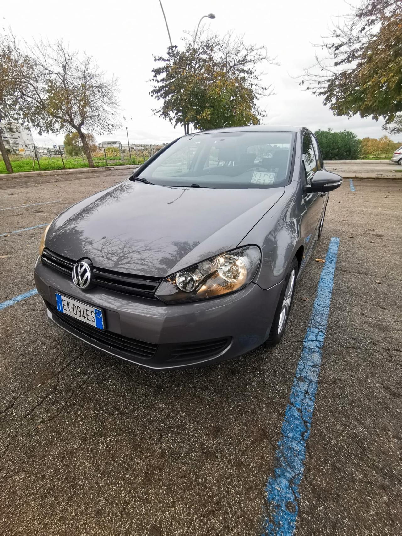 Volkswagen Golf 1.6 TDI 5p. Comfortline - 2011