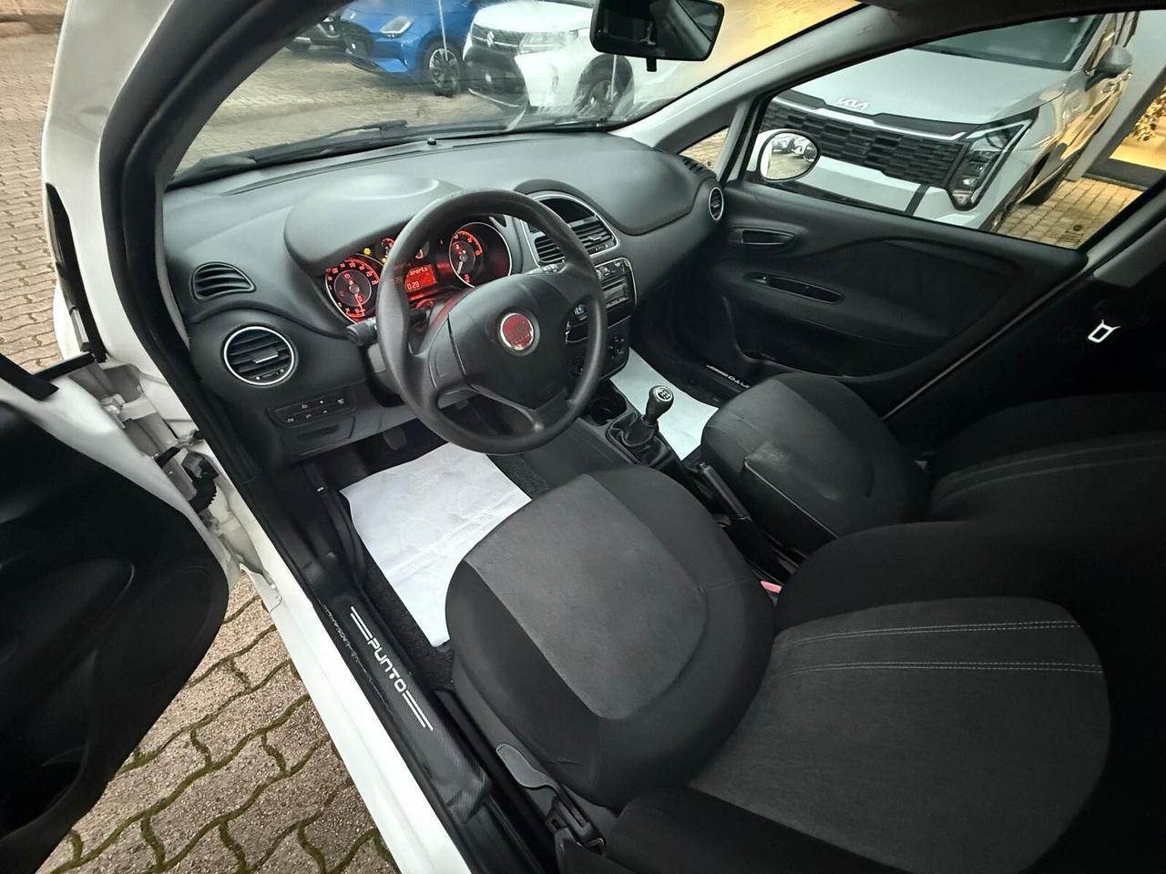 Fiat Punto 1.3 MJT II 75 CV 5 porte