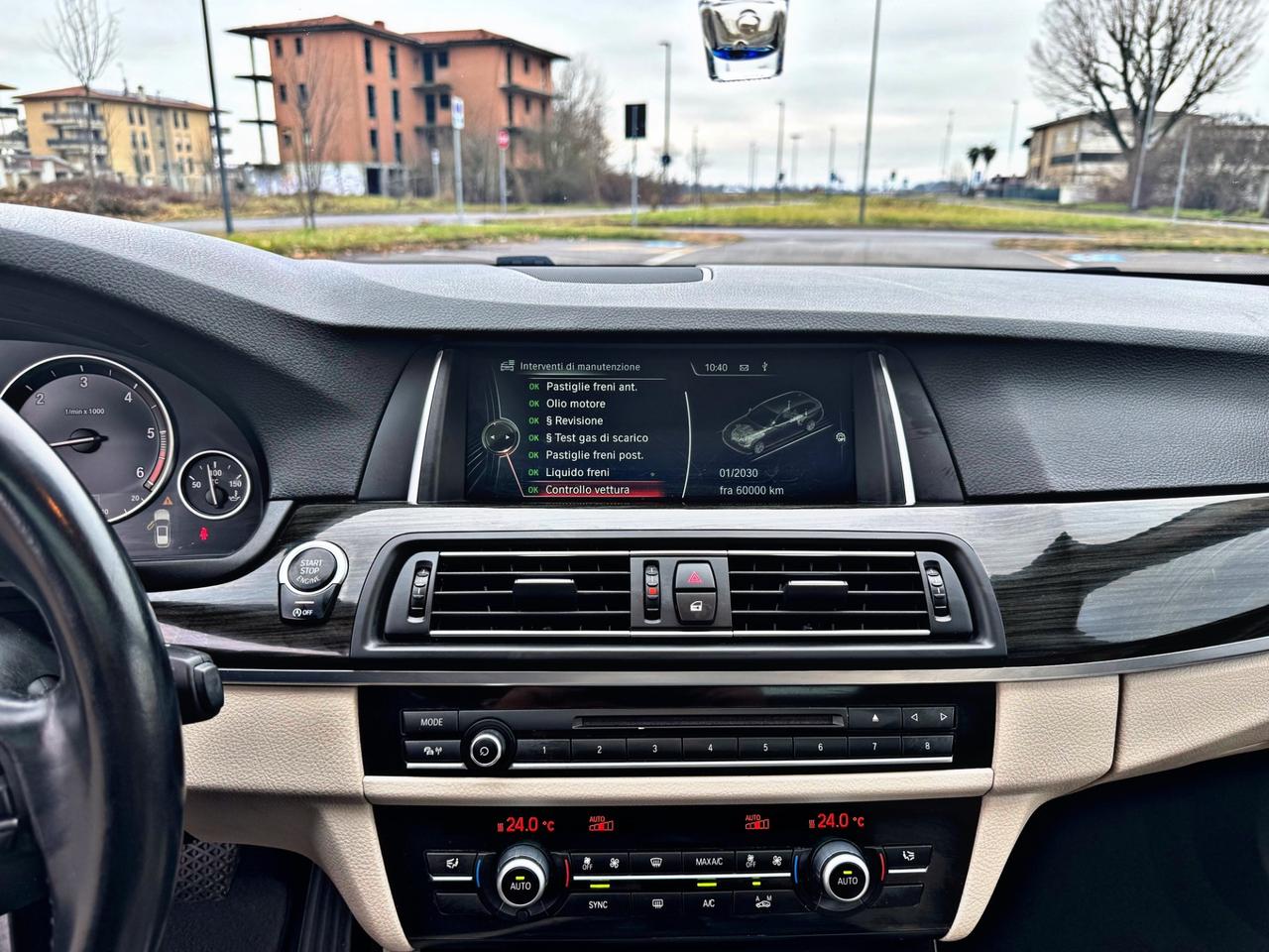 Bmw 530 530d xDrive 258CV Touring Luxury euro 6