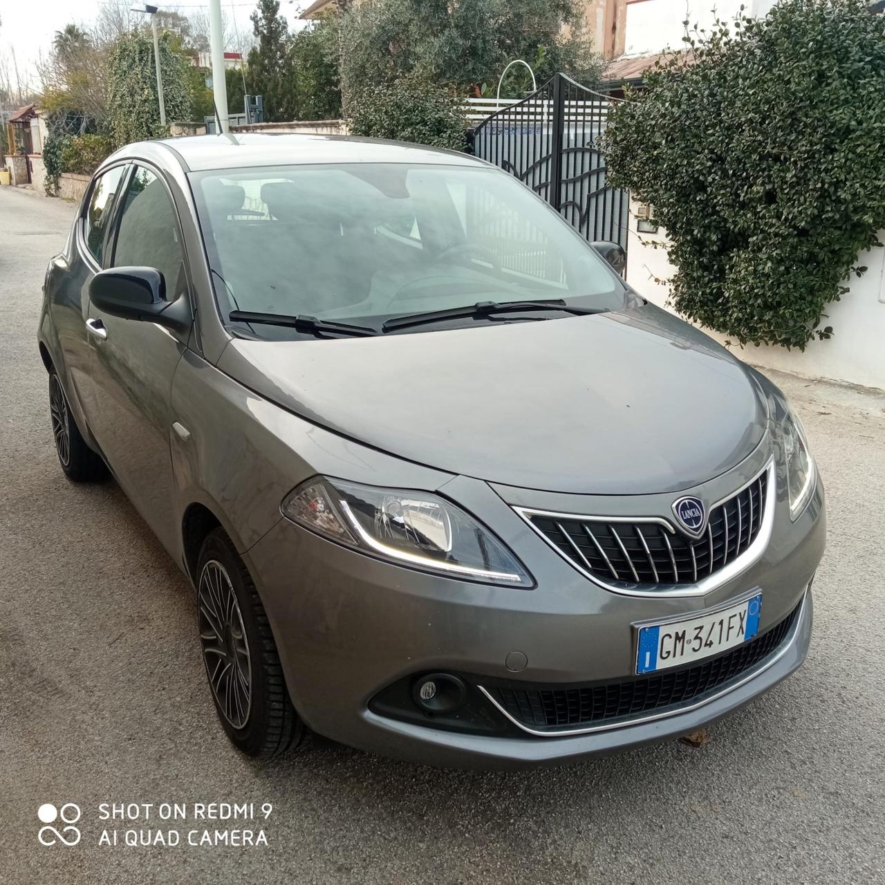 Lancia Ypsilon 1.0 FireFly 5 porte S&S Hybrid Gold Plus