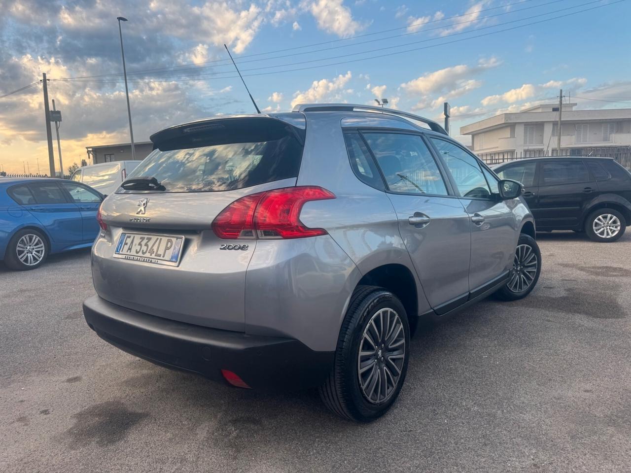 Peugeot 2008 BlueHDi 75 Active