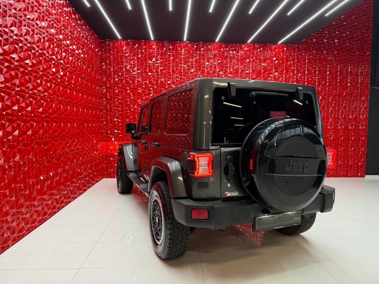 Jeep Wrangler Unlimited 2.8 CRD DPF Sahara Auto Night Eagle