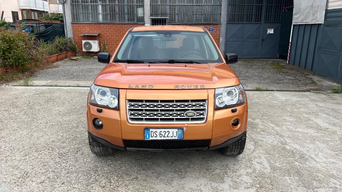 LAND ROVER - Freelander 2.2 td4 SE