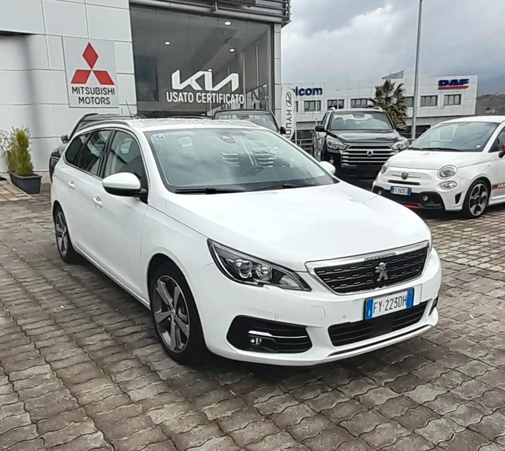 Peugeot 308 BlueHDi 130 S&S SW Allure