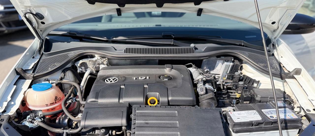 Volkswagen Polo 2015 1.4 TDI frash edizione limitata ok neopatentati ! ! !