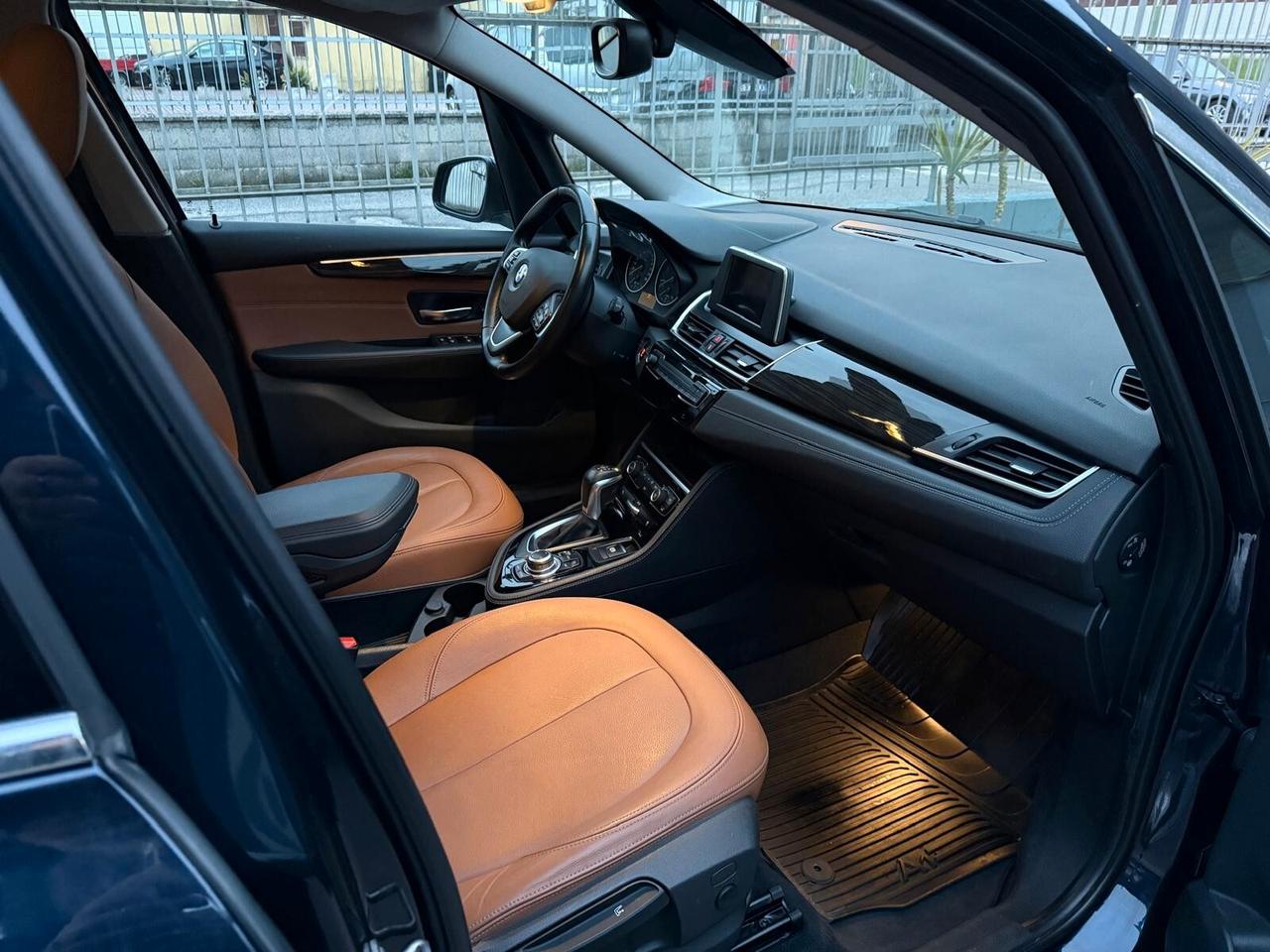 BMW Serie 2 Gran Tourer 216 D LUXURY 7 POSTI