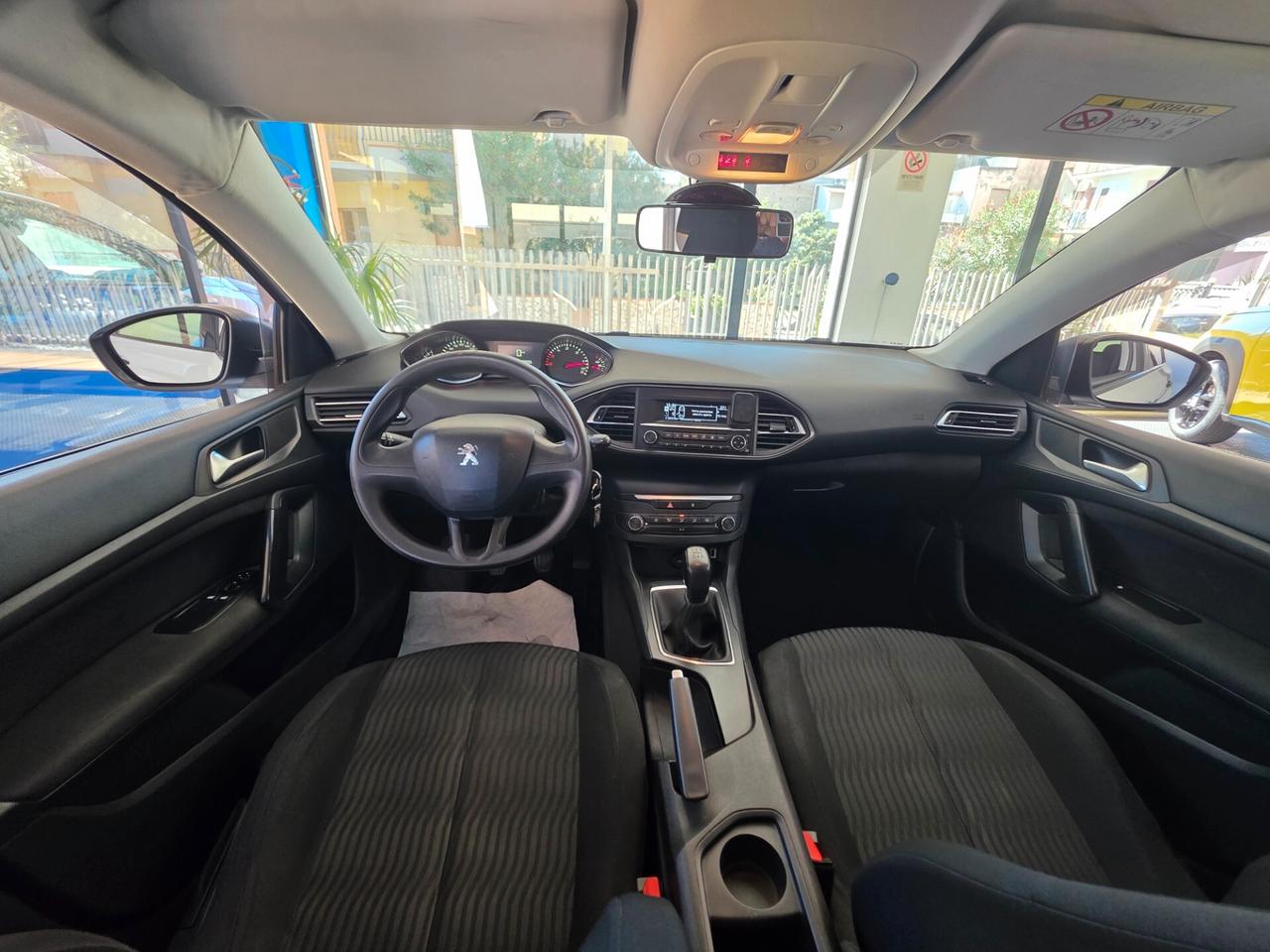 Peugeot 308 1.6hdi 2018 PROMO
