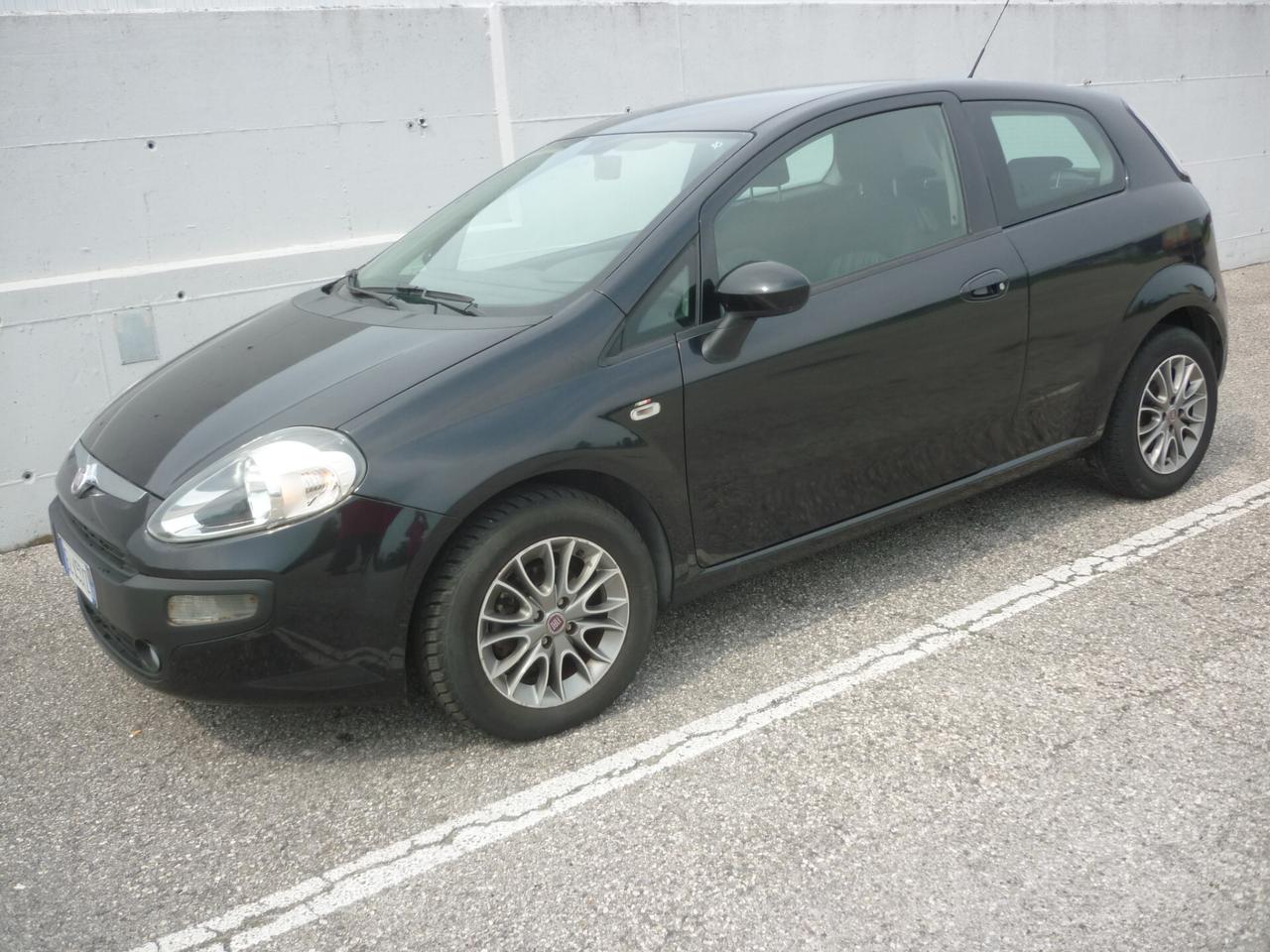 Fiat Punto 1.3 MJT II 75 CV 3 porte DYNAMIC