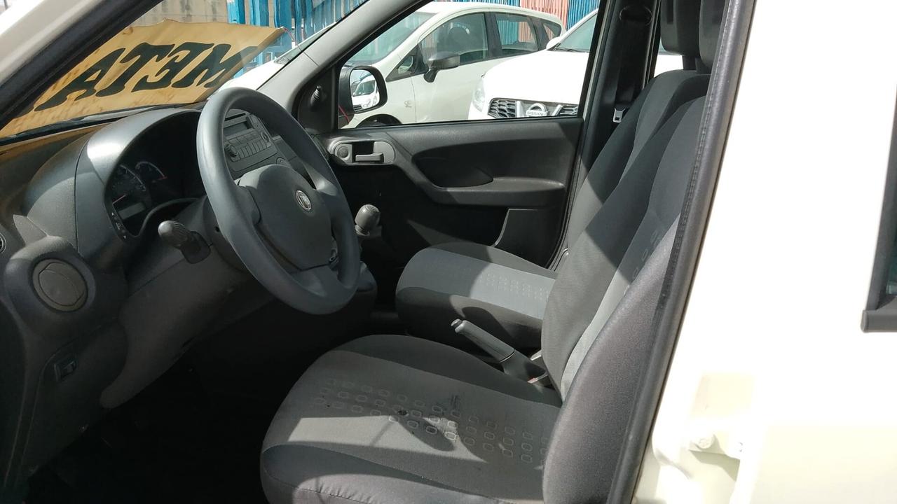 Fiat Panda 1.4 Natural Power neo patentati