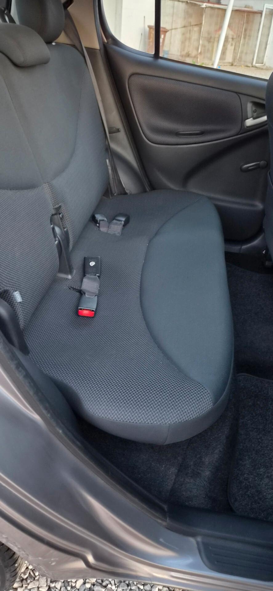 Toyota Yaris 1.4 tdi D-4D cat 5 porte Sol Blue