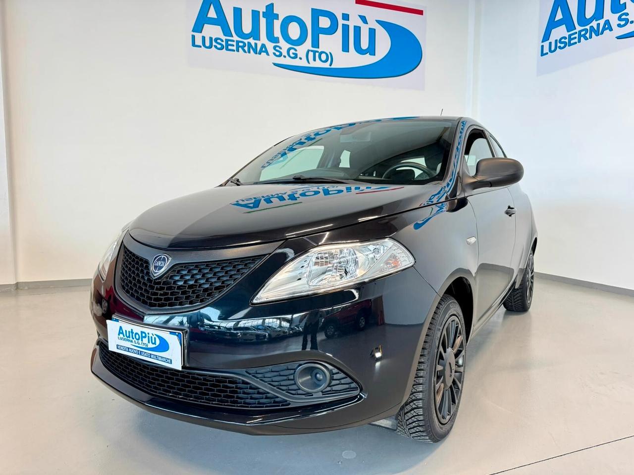 Lancia Ypsilon 1.2 69 CV 5 porte S&S Platinum 5 p.ti