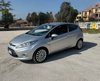 Ford Fiesta Titanium 1.2 benzina Unipro NEOPATENTATI