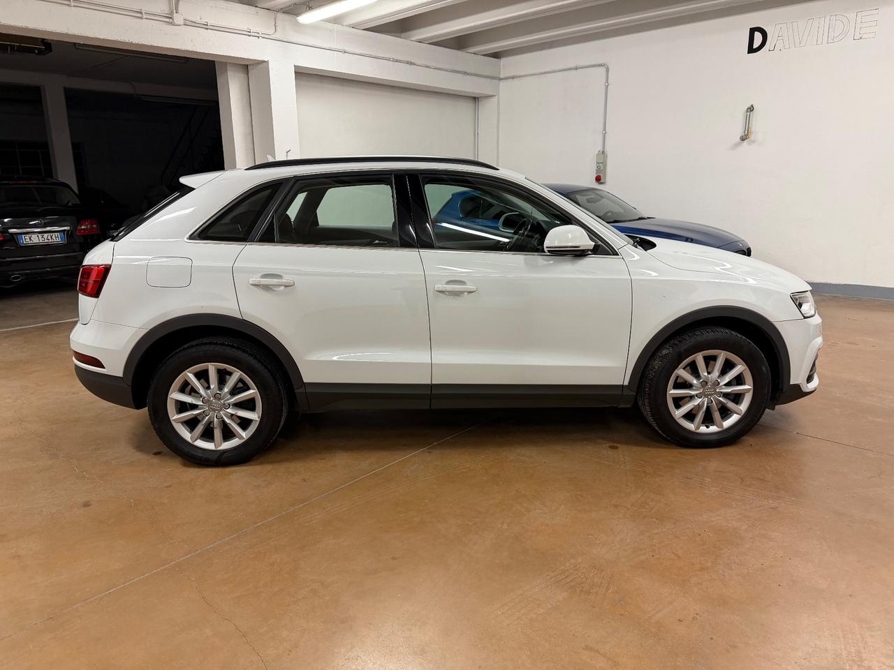 Audi Q3 2.0 TDI 150 CV Business