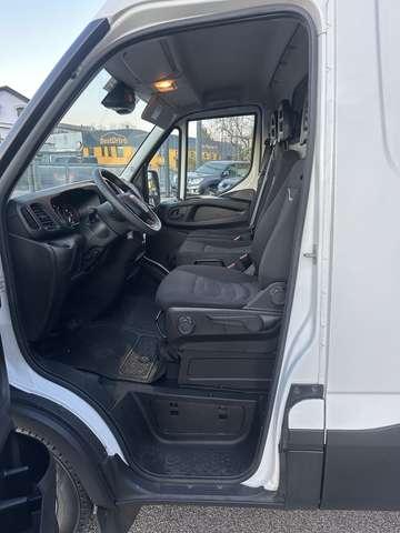 Iveco Daily 35C16 FurgXLH2 Hi-Matic GancioT4600x1740x1900kg900