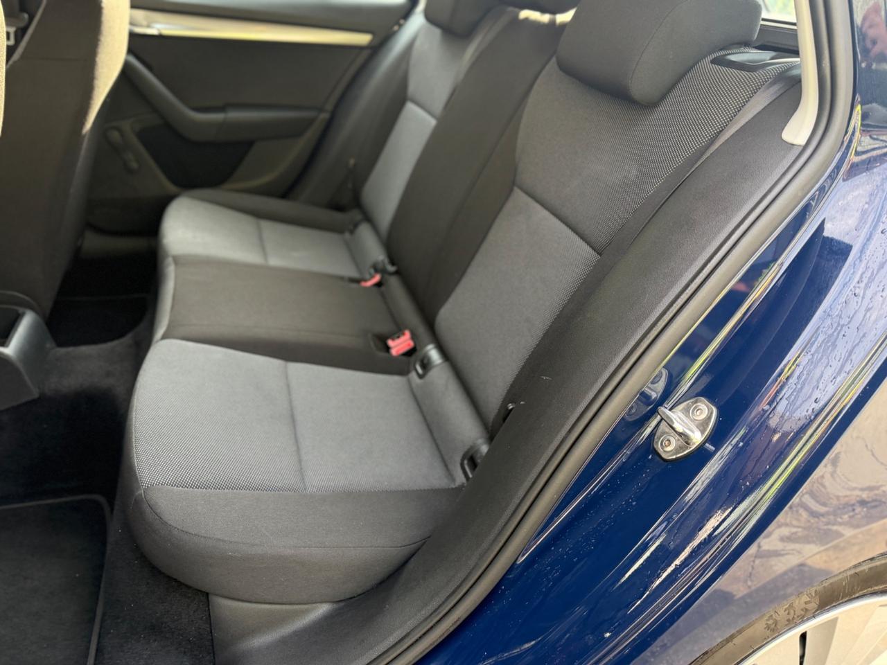 Skoda Octavia 1.6 Tdi Active 90cv