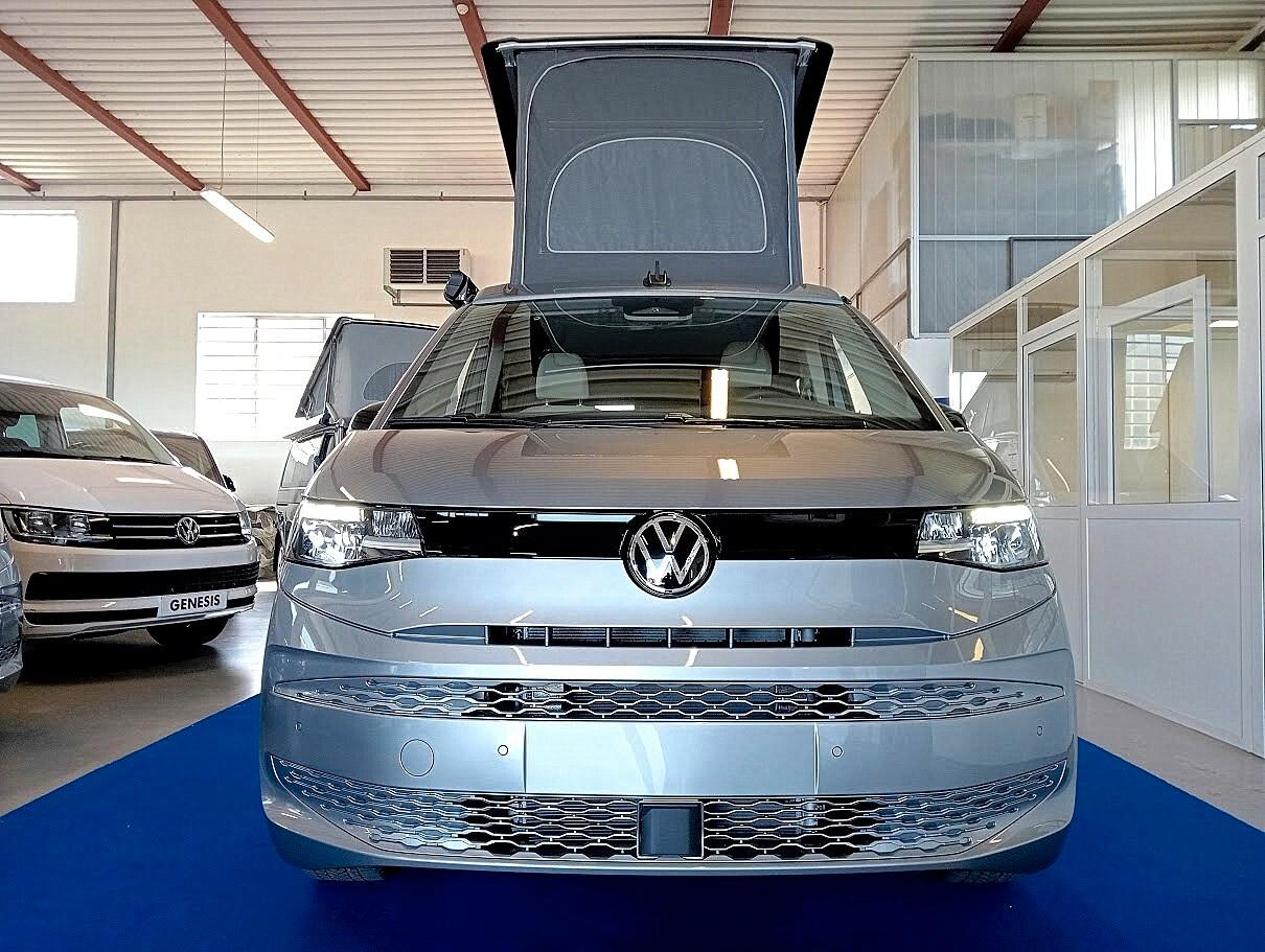 Volkswagen T7 California TOUR TDI DSG 5+5 THULE 18" GANCIO AGEVOLABILE LEGGE 104